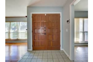 4524 SOUTH LAKE ORLANDO PKWY, ORLANDO, FL 32808 - MLS#MFRO6376563