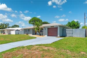 1900 40TH STREET, ST PETERSBURG, FL 33713 - MLS#MFRO6376649