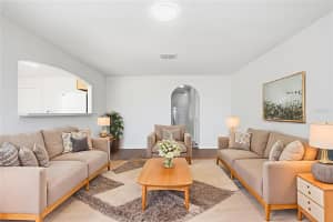 1046 BRENTON LEAF DRIVE, RUSKIN, FL 33570 - MLS#MFRO6376911