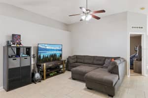 2015 CORNER MEADOW CIRCLE, ORLANDO, FL 32820 - MLS#MFRO6377011