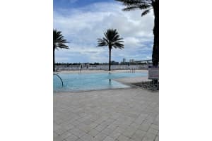 241 RIVERSIDE DRIVE, DAYTONA BEACH, FL 32117 - MLS#MFRO6377068