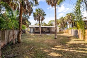 10395 SAN MARTIN BOULEVARD, ST PETERSBURG, FL 33702 - MLS#MFRO6377126