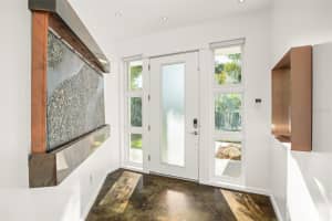 2411 CENTER AVENUE, ORLANDO, FL 32806 - MLS#MFRO6377145