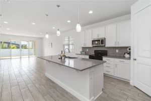 375 BUCHANNAN DRIVE, DAVENPORT, FL 33837 - MLS#MFRO6377256