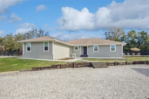 323 Mclain Ln, GENEVA