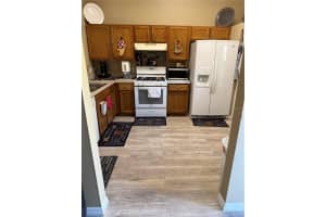 300 HERITAGE ESTATES LANE, DELAND, FL 32720 - MLS#MFRO6377267