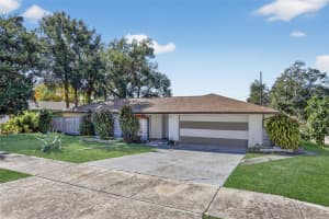 1006 BUENA VISTA COURT, ORLANDO, FL 32818 - MLS#MFRO6377462