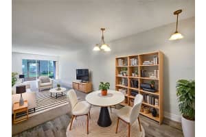 1028 APOLLO BEACH BOULEVARD, APOLLO BEACH, FL 33572 - MLS#MFRO6377635