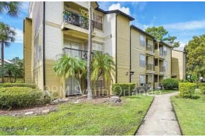 1908 Lake Atriums Cir #6, ORLANDO