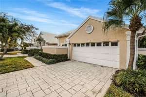 58 WINDSOR LANE, PALM BEACH GARDENS, FL 33418 - MLS#MFRO6377849