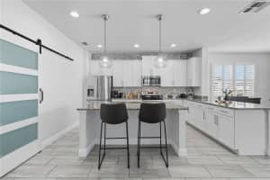 133 WHIRLAWAY DRIVE, DAVENPORT, FL 33837 - MLS#MFRO6377931