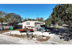 10 BARRY AVENUE, MASCOTTE, FL 34753 - MLS#MFRO6377992