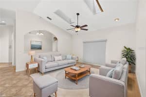 196 WATERVIEW CIRCLE, AUBURNDALE, FL 33823 - MLS#MFRO6378025