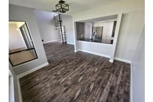 4719 PURITAN CIRCLE, TAMPA, FL 33617 - MLS#MFRO6378071