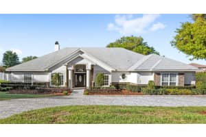 2722 Park Royal Dr, WINDERMERE