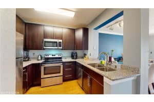 300 SOUTH STREET, ORLANDO, FL 32801 - MLS#MFRO6378141