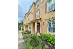 691 PENSACOLA LANE, LAKE MARY, FL 32746 - MLS#MFRO6378185