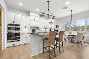 527 BLUE WATER EDGE DRIVE, EUSTIS, FL 32736 - MLS#MFRO6378210