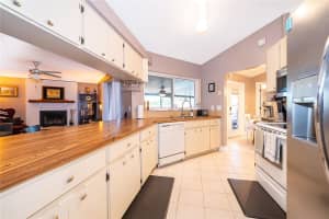 4008 BARNSLEY DRIVE, ORLANDO, FL 32812 - MLS#MFRO6378225