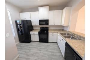 8955 Walnut Gable Ct Riverview, FL 33578 - Off Market