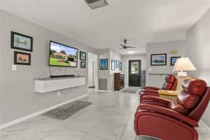 504 AMBASSADOR AVENUE, EUSTIS, FL 32726 - MLS#MFRO6378254