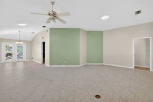 5500 LAVER STREET, LEESBURG, FL 34748 - MLS#MFRO6378293