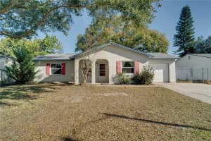 681 Royal Palm Dr, KISSIMMEE