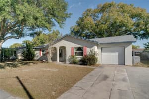 681 ROYAL PALM DRIVE, KISSIMMEE, FL 34743 - MLS#MFRO6378351