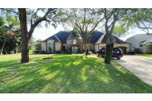 27 LAKE VISTA WAY, ORMOND BEACH, FL 32174 - MLS#MFRO6378370