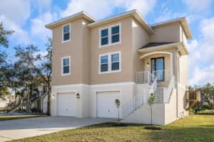 7327 Brightwaters Ct, NEW PORT RICHEY