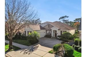 102 Avenham Drive, DELAND
