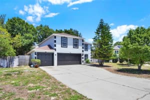 809 DEER GLEN COURT, FRUITLAND PARK, FL 34731 - MLS#MFRO6378509