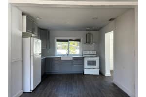 2443 E JERSEY AVE, ORLANDO, FL 32806 - MLS#MFRO6378539