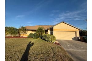 5 20TH PLACE, CAPE CORAL, FL 33990 - MLS#MFRO6378567