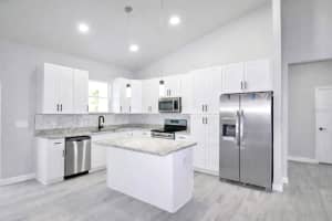 769 MEMORIAL DRIVE, SEBRING, FL 33870 - MLS#MFRO6378593