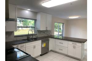 305 W Sweetwater Creek Dr Longwood, FL 32779 - Off Market
