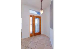 2474 CYPRESS TRACE CIRCLE, ORLANDO, FL 32825 - MLS#MFRO6378660