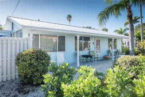 900 S Blvd Of The Presidents #4, SARASOTA