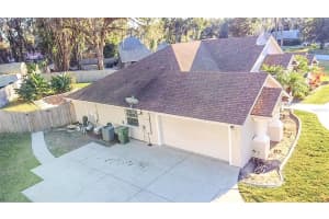 4 WESTON ROAD, LEESBURG, FL 34748 - MLS#MFRO6378715