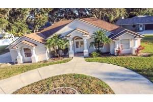 4 WESTON ROAD, LEESBURG, FL 34748 - MLS#MFRO6378715