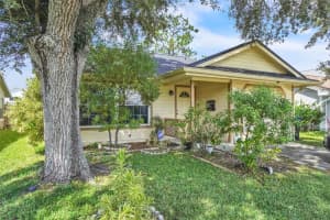 9148 DUBOIS BOULEVARD, ORLANDO, FL 32825 Sold 02/11/26