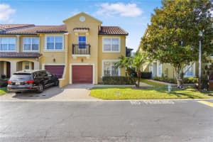 4940 LUGE LN, ORLANDO, FL 32839 - MLS#MFRO6378766