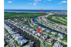 714 ISLEBAY DRIVE, APOLLO BEACH, FL 33572 - MLS#MFRO6378808