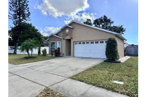 1933 OLIVIA CIRCLE, APOPKA, FL 32703 - MLS#MFRO6378813