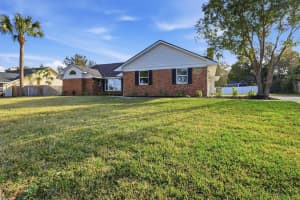 33608 OVERTON DRIVE, LEESBURG, FL 34788 - MLS#MFRO6378821