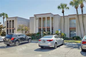 516 ORANGE DRIVE, ALTAMONTE SPRINGS, FL 32701 - MLS#MFRO6378833