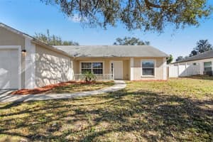 808 Scenic View Cir, MINNEOLA