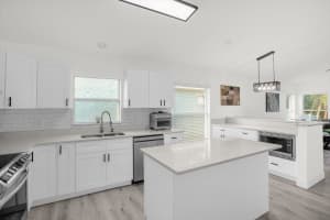 2037 DARLIN CIRCLE, ORLANDO, FL 32820 - MLS#MFRO6378922