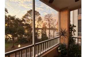 3250 CORONA VILLAGE WAY, ORLANDO, FL 32835 - MLS#MFRO6378951