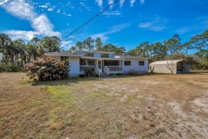 425 SCOOTER POINT, GENEVA, FL 32732 - MLS#MFRO6379072